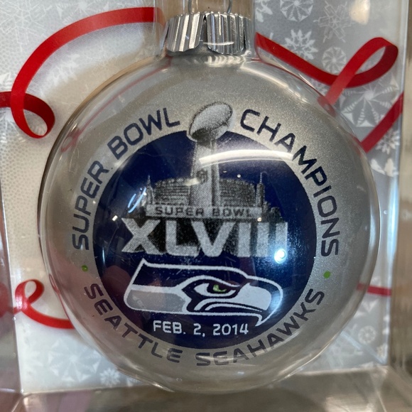 NFL Seattle Seahawks Super Bowl XLVIII Champions Glass Ornament Gray & Blue NWT - Picture 3 of 6
